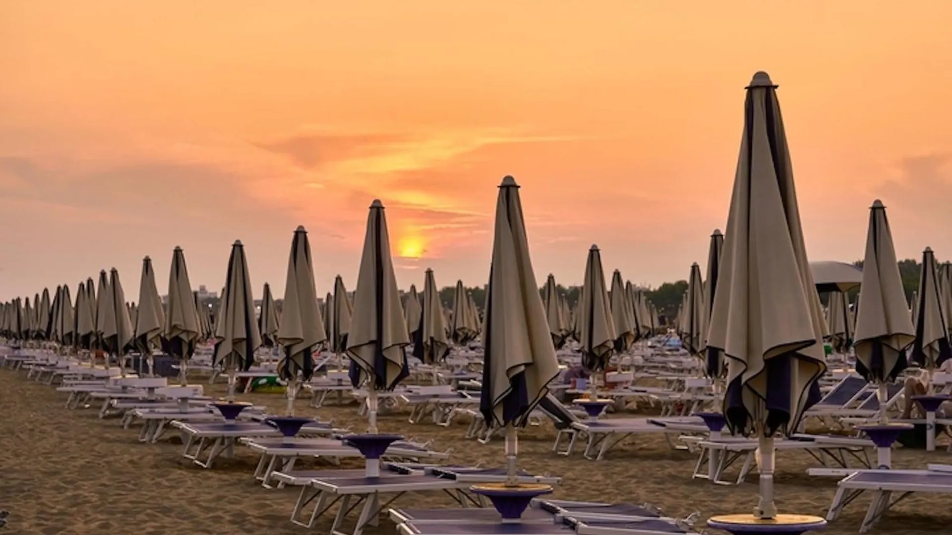 Charming Apartment With Private Garden Bibione